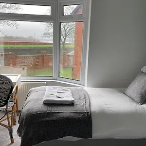  Holiday home Ouse View